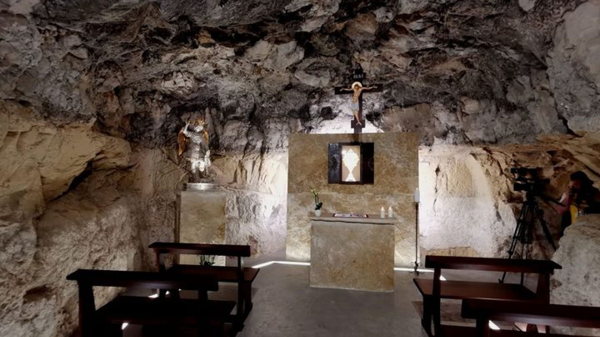 Modica ha una nuova oasi di spiritualit la grotta di San Michele