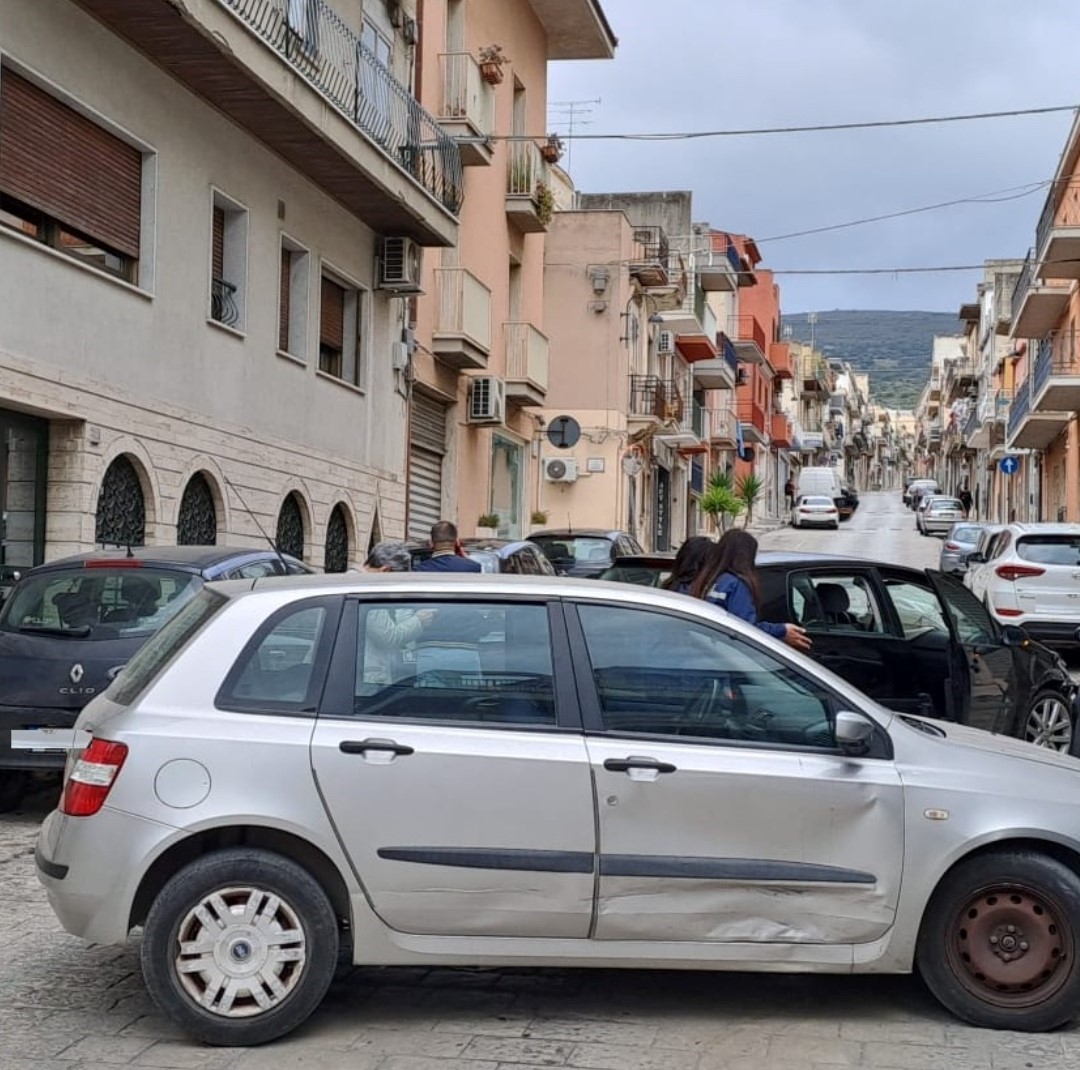 Comiso: Coinvolto In Un Incidente Stradale, Non Presta Soccorso, Era ...