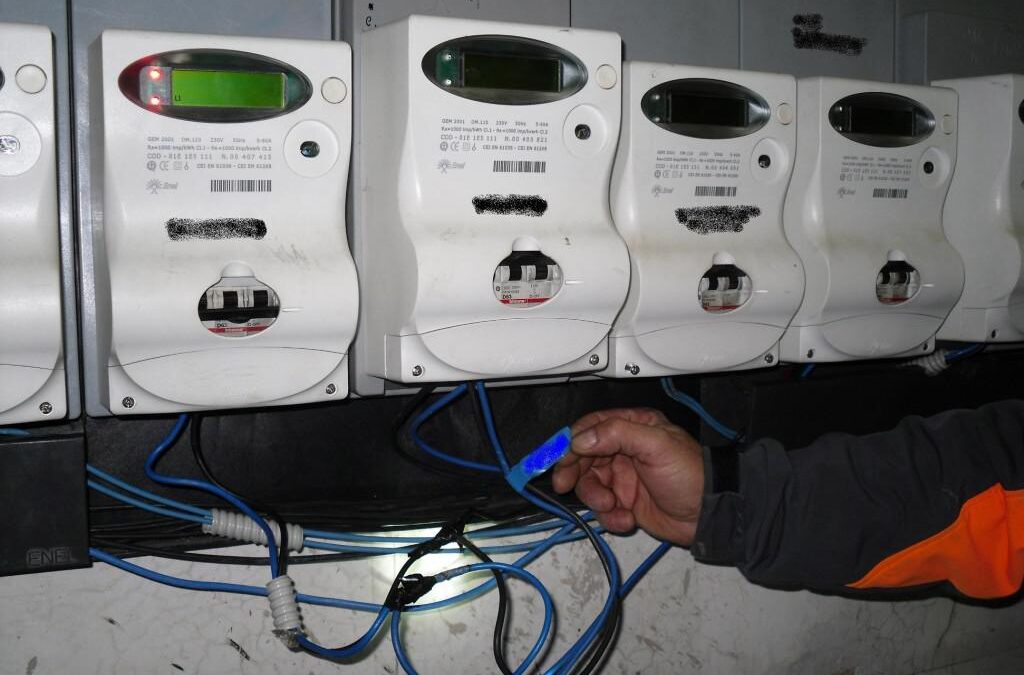 Record negativo per la città di Castelvetrano, 45 denunce per furto di  energia elettrica in 3 settimane - Marsala News